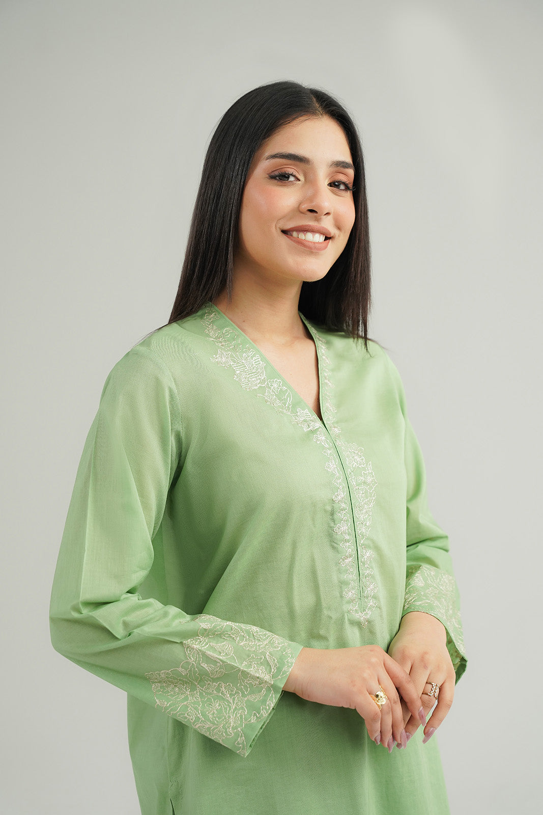 Chinyere | Pret'26 l 2 Piece Lawn Embroidered Suit (CP0429)