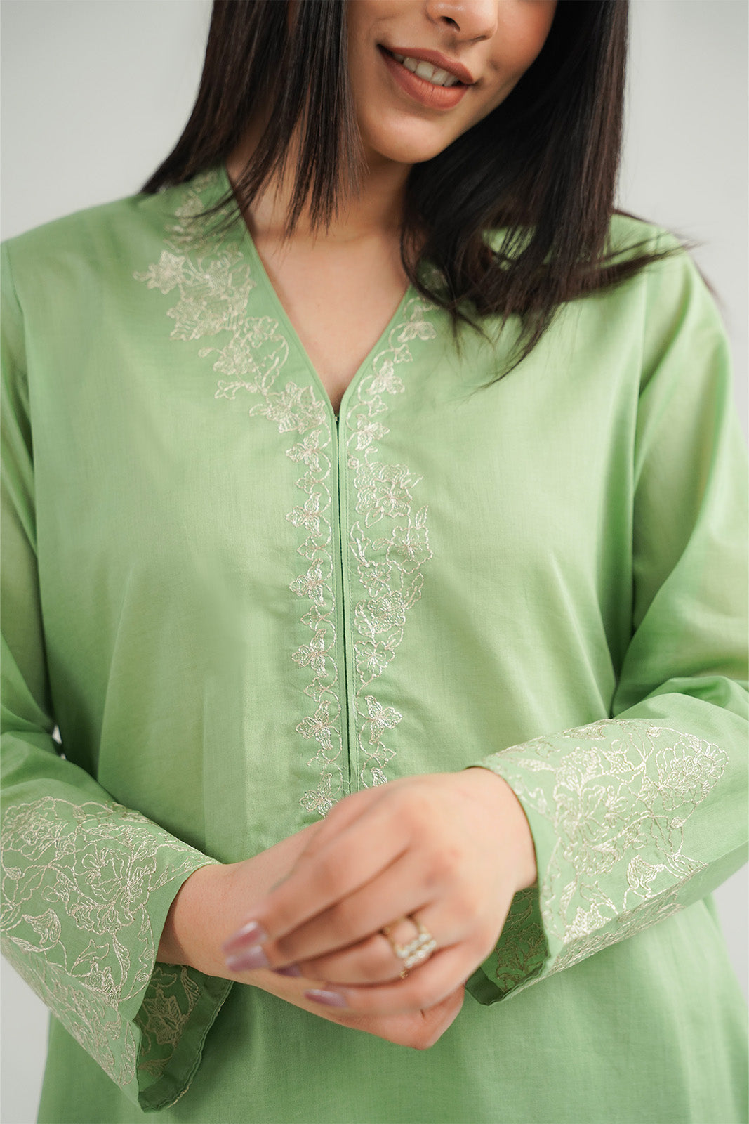 Chinyere | Pret'26 l 2 Piece Lawn Embroidered Suit (CP0429)