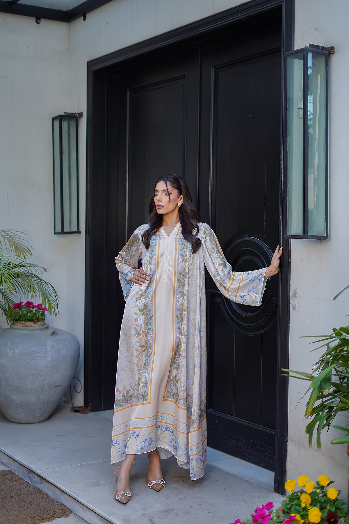 Erum Khan | Nue 25 | Sand Dune