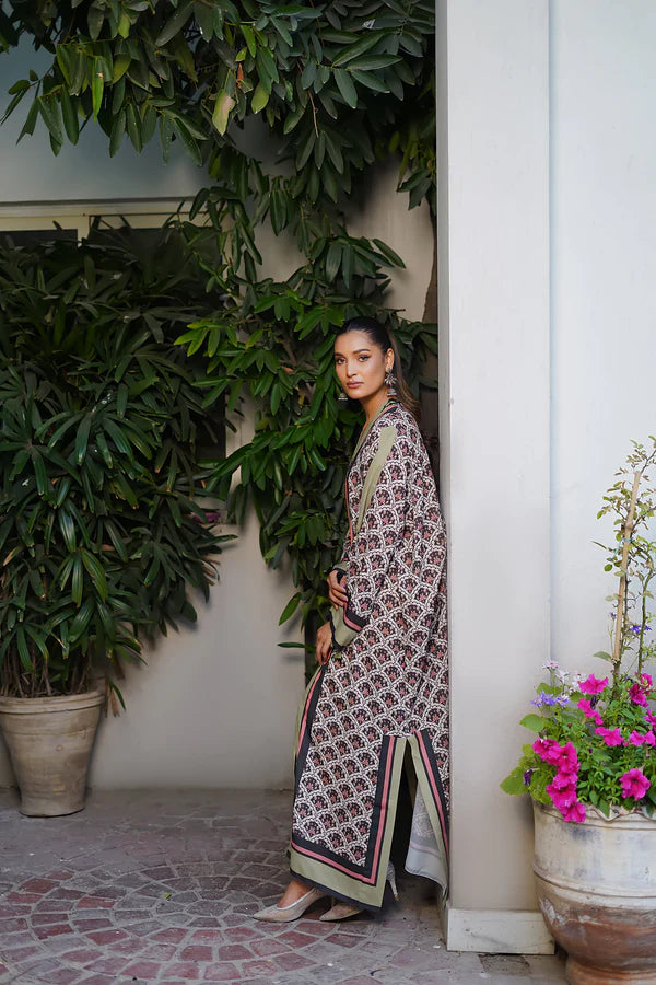 Erum Khan | Nue 25 | Mystic Charm