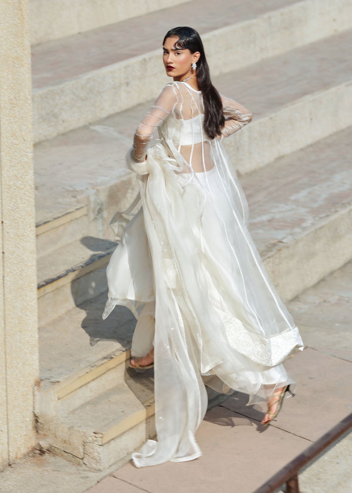 Mahum Asad | Sarai Luxury Formals | Crown