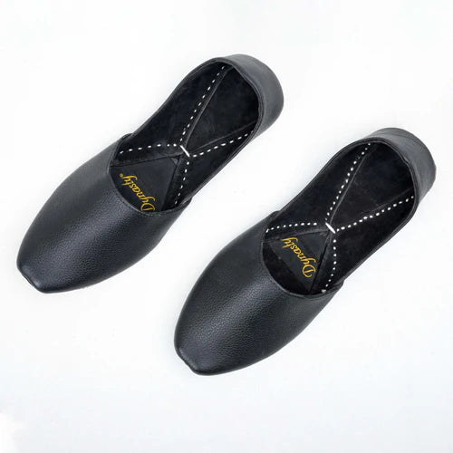 Pebble Leather Khussa - Dynasty