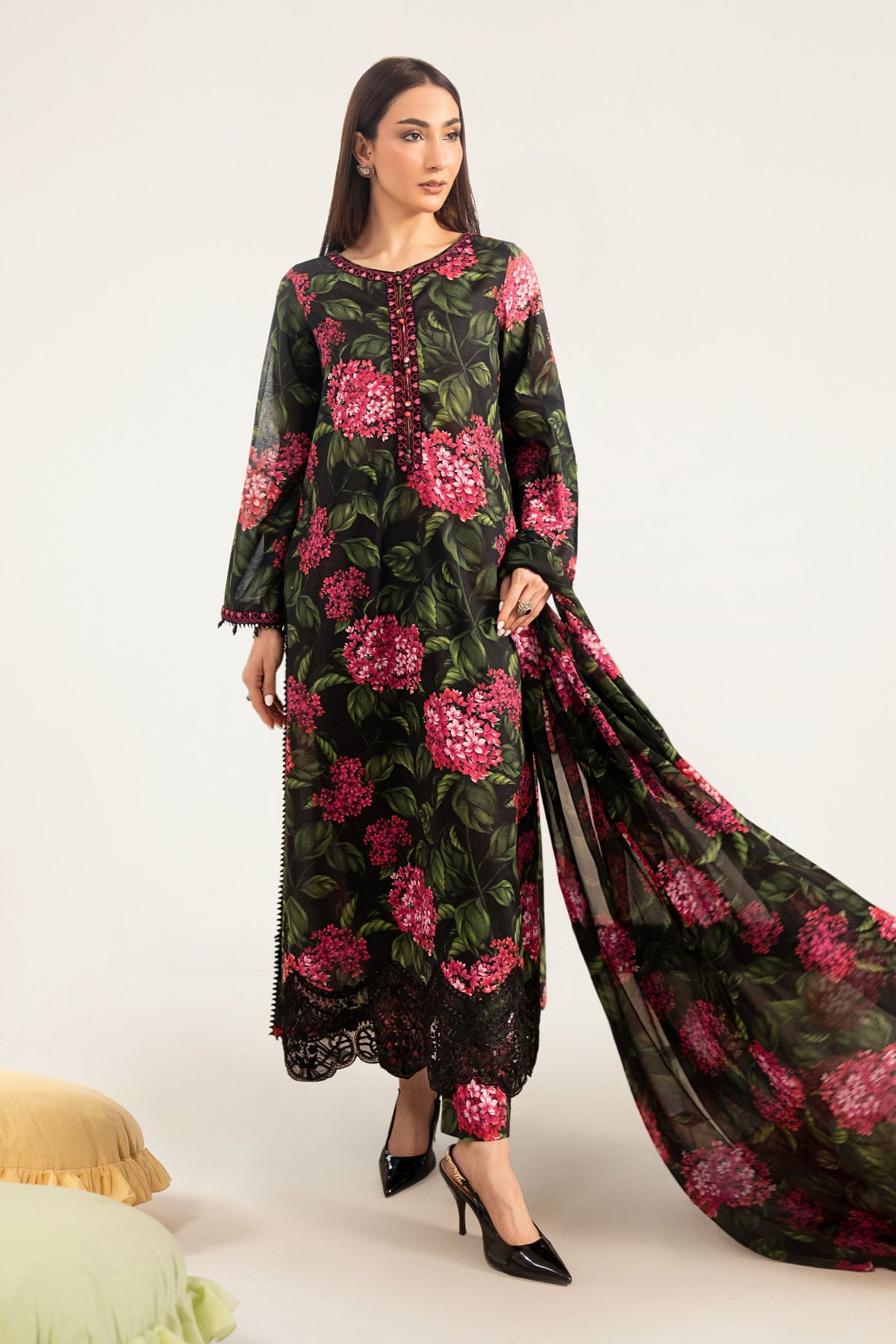 Maria B | Luxury Pret Pre Fall | DW-PF26-15-Black