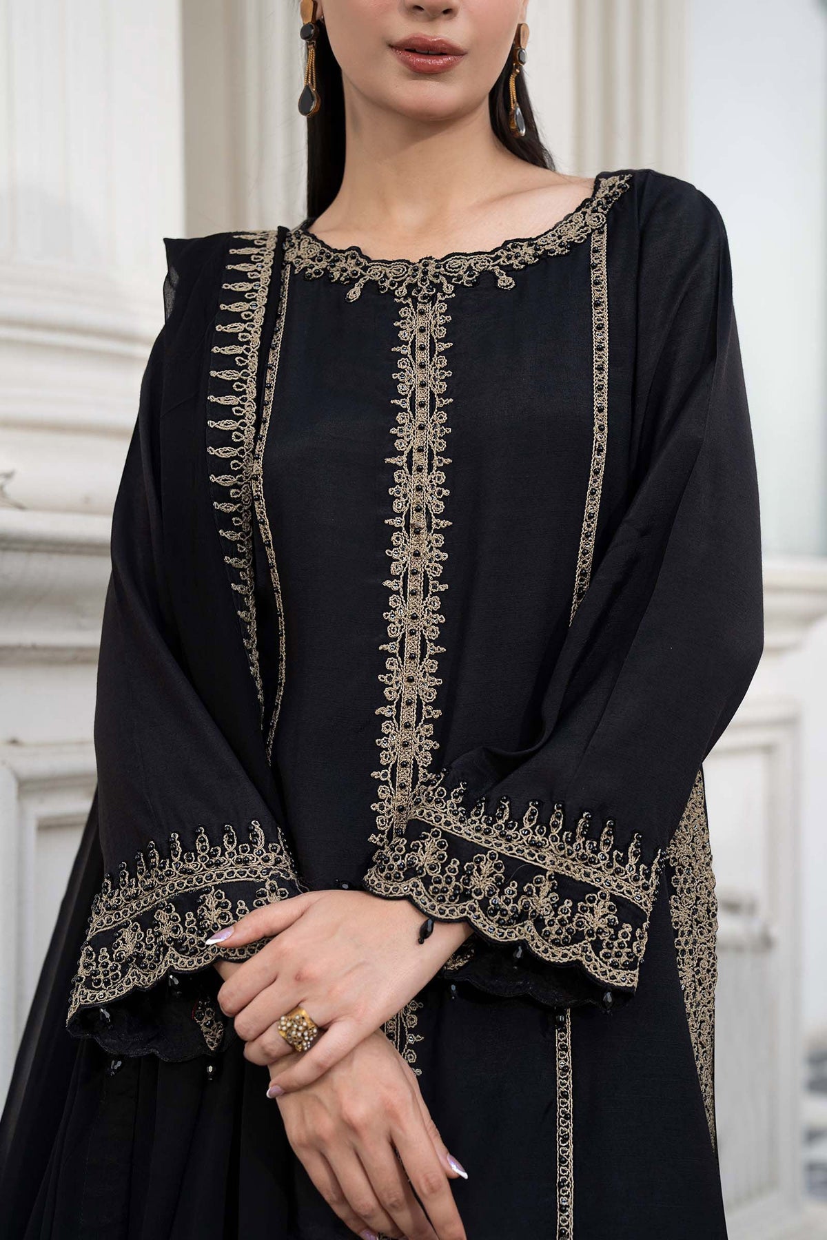 Maria B | Luxury Pret Pre Fall | DW-EF26-106-Black