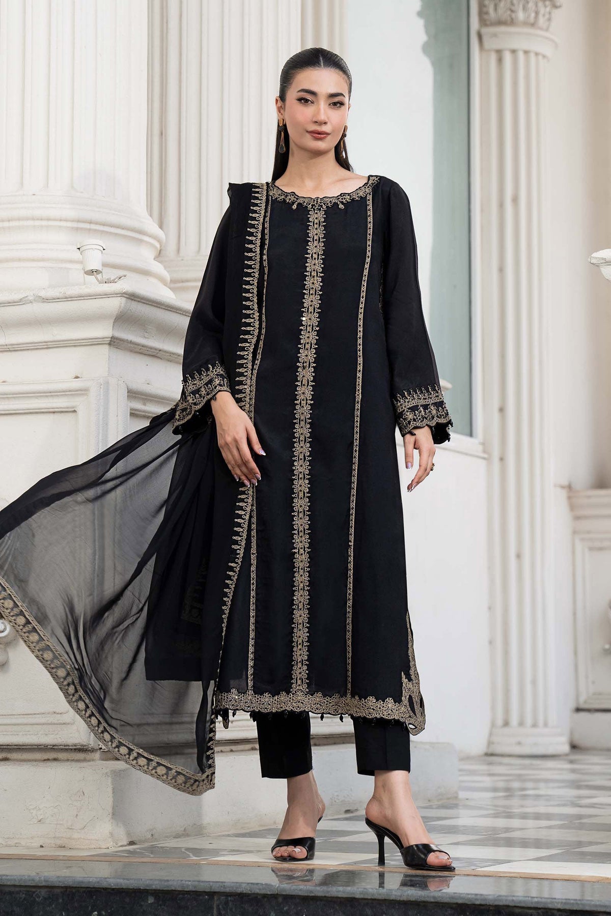 Maria B | Luxury Pret Pre Fall | DW-EF26-106-Black