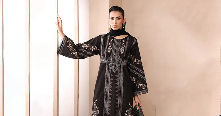 Maria B | Luxury Winter Pret 25 | DW-MN25-10-Black
