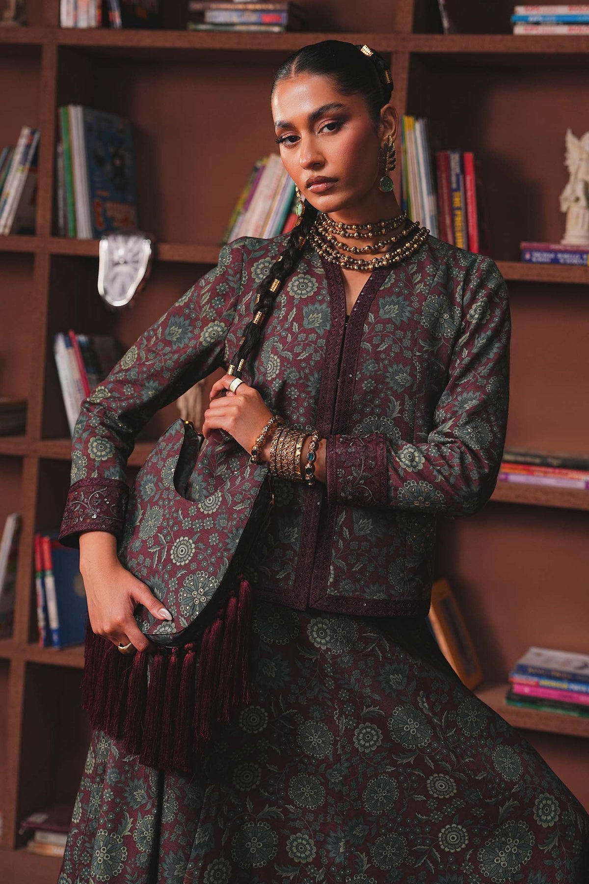 Maria B | Luxury Pret Winter 25 | DW-W25-82