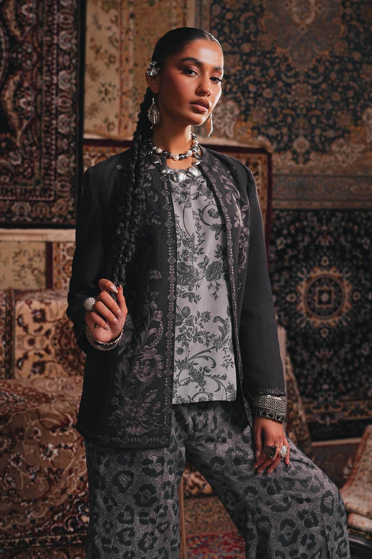 Maria B | Luxury Pret Winter 25 | DW-W25-83