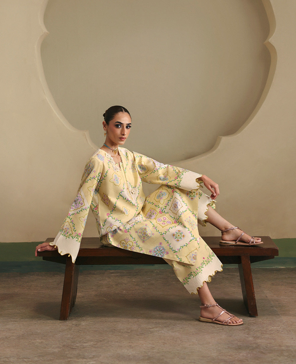 Republic Womenswear | Neoma Essential Basic Pret 26 |Lirenne