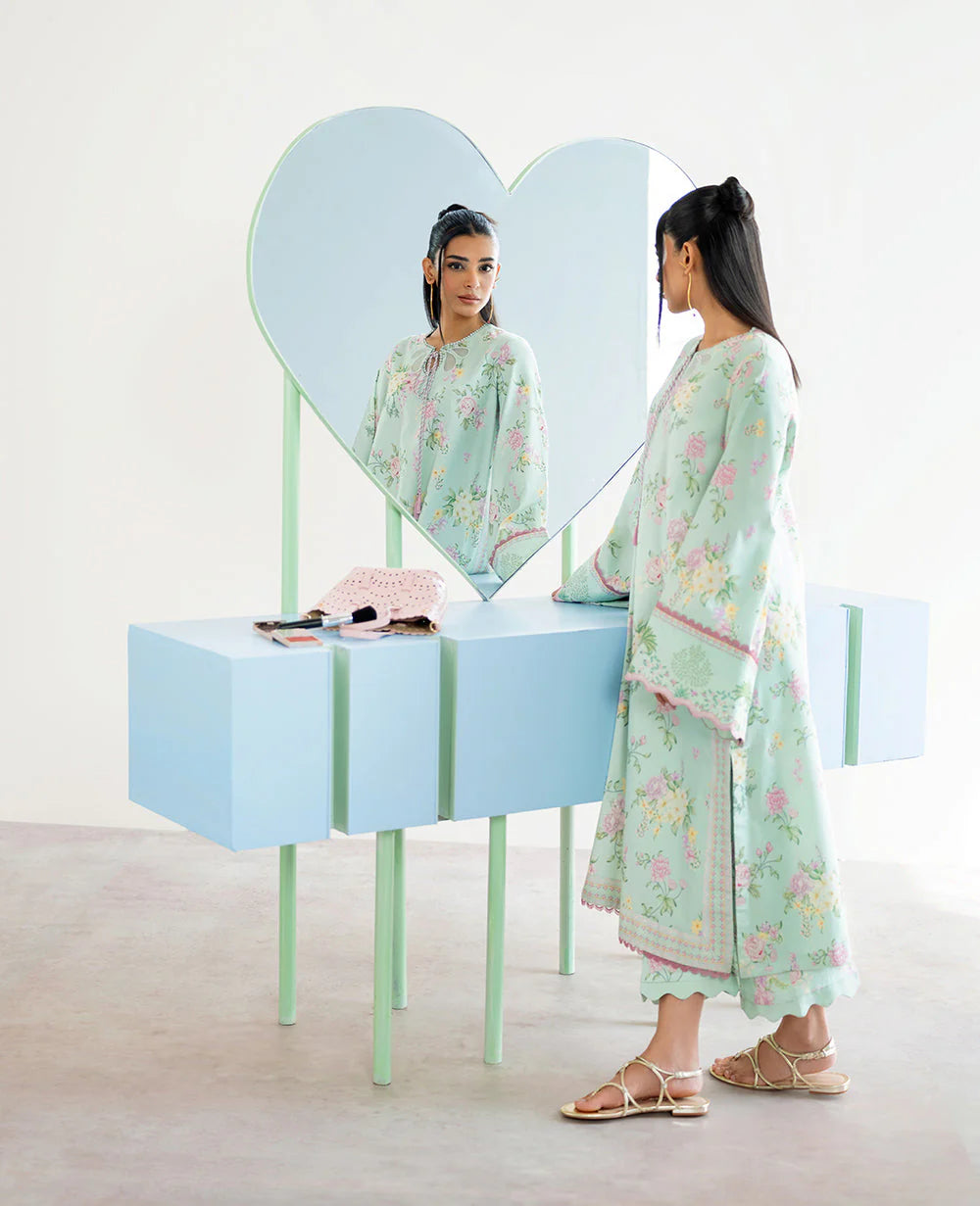 Republic Womenswear | Essentials 25 | ES-185