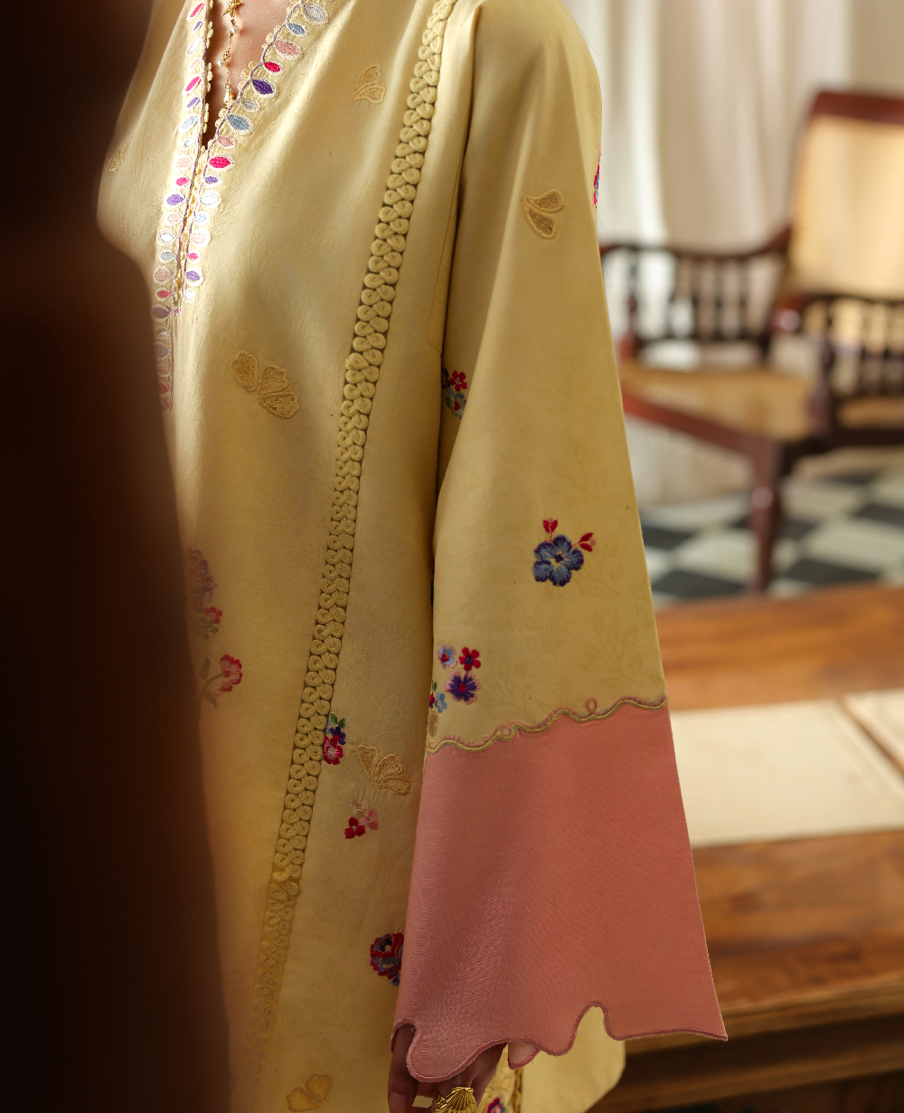 Republic Womenswear | Neonma Essential Pret 26 |Candy Loom