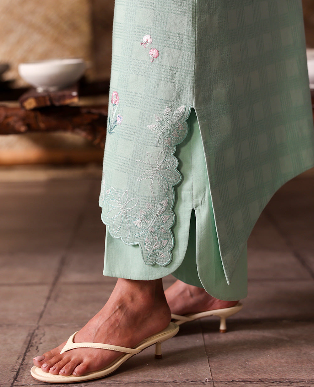 Republic Womenswear | Neoma Essential Basic Pret 26 |Isolde