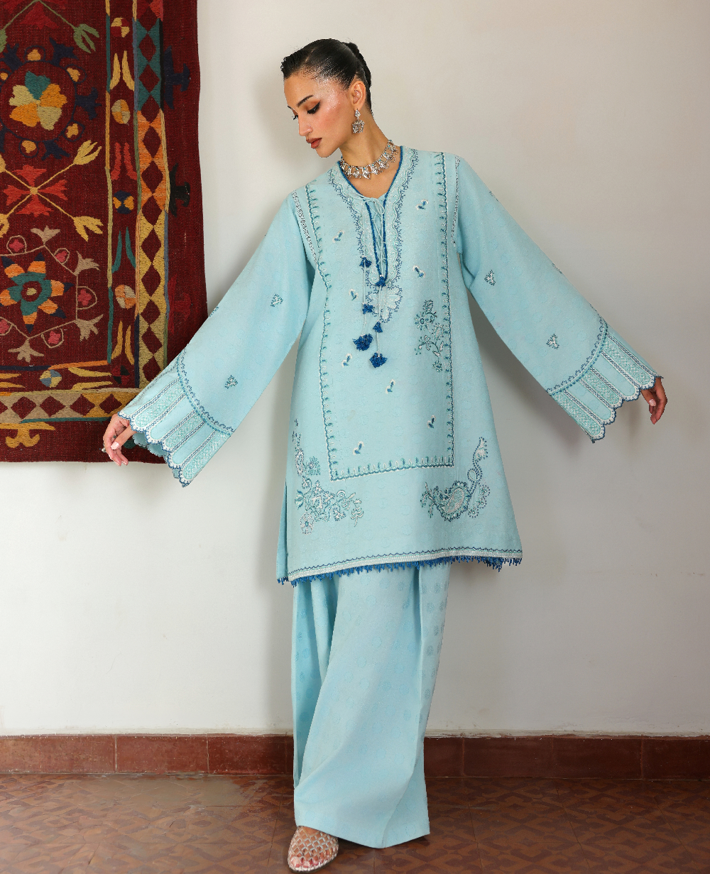Republic Womenswear | Neonma Essential Pret 26 |Skyloom