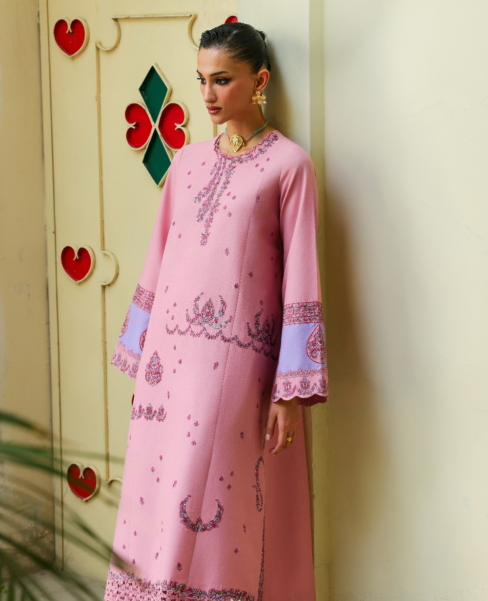 Republic Womenswear | Neonma Essential Pret 26 |Evara