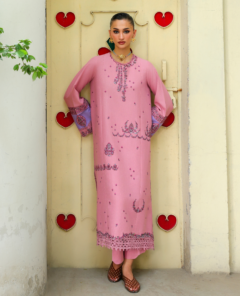 Republic Womenswear | Neonma Essential Pret 26 |Evara