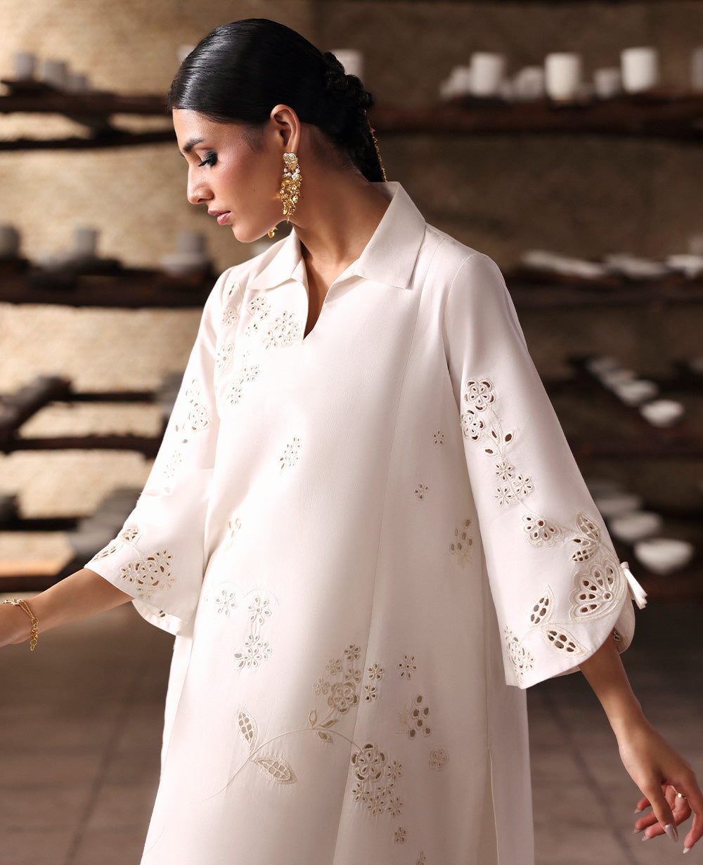 Republic Womenswear | Neoma Essential Basic Pret 26 |Amara