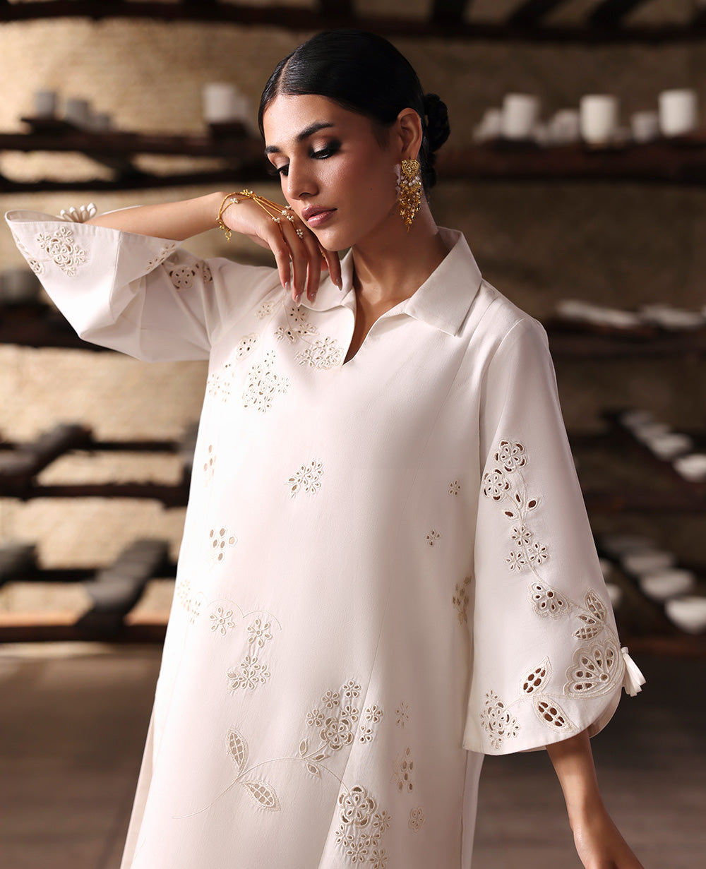 Republic Womenswear | Neoma Essential Basic Pret 26 |Amara