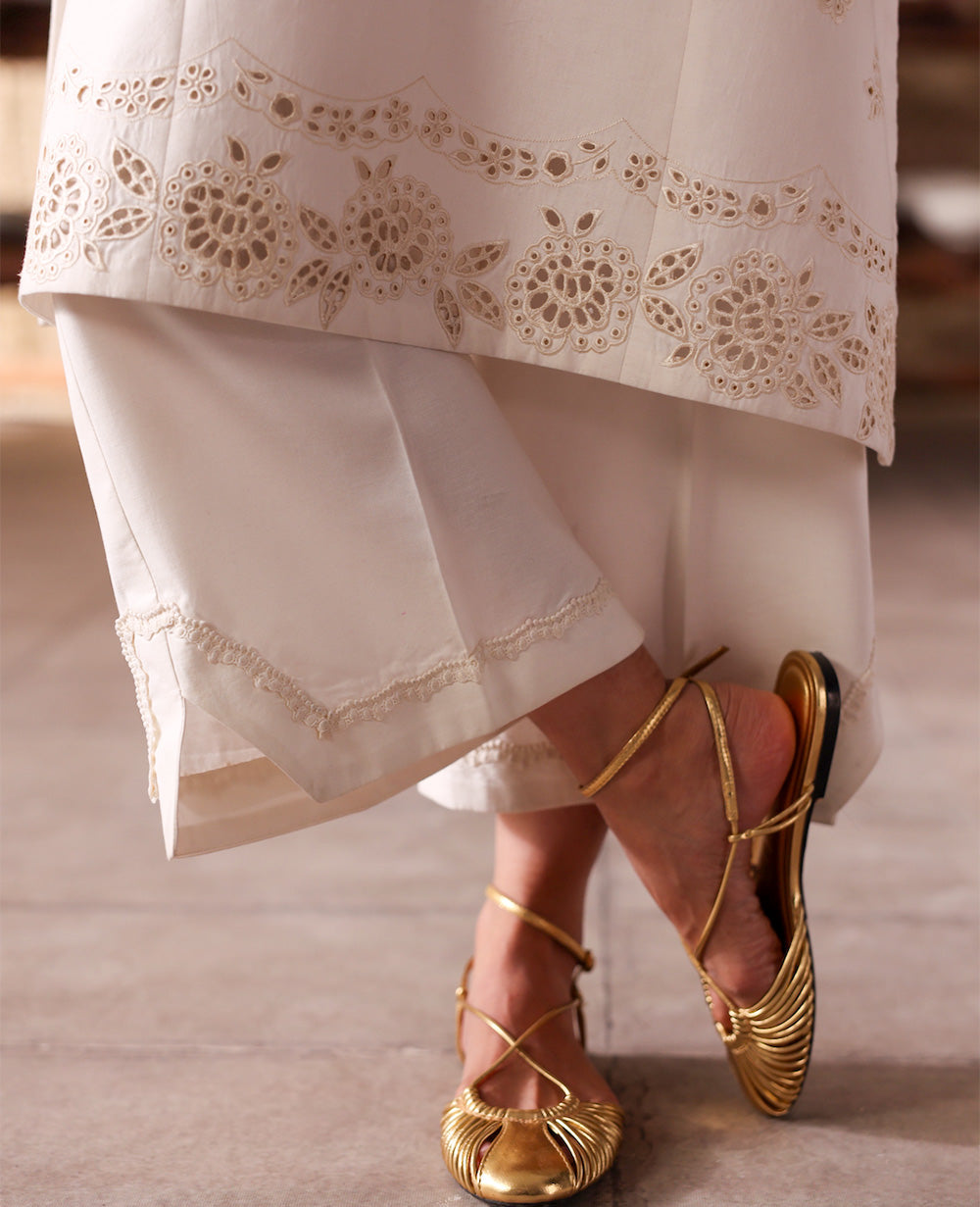 Republic Womenswear | Neoma Essential Basic Pret 26 |Amara