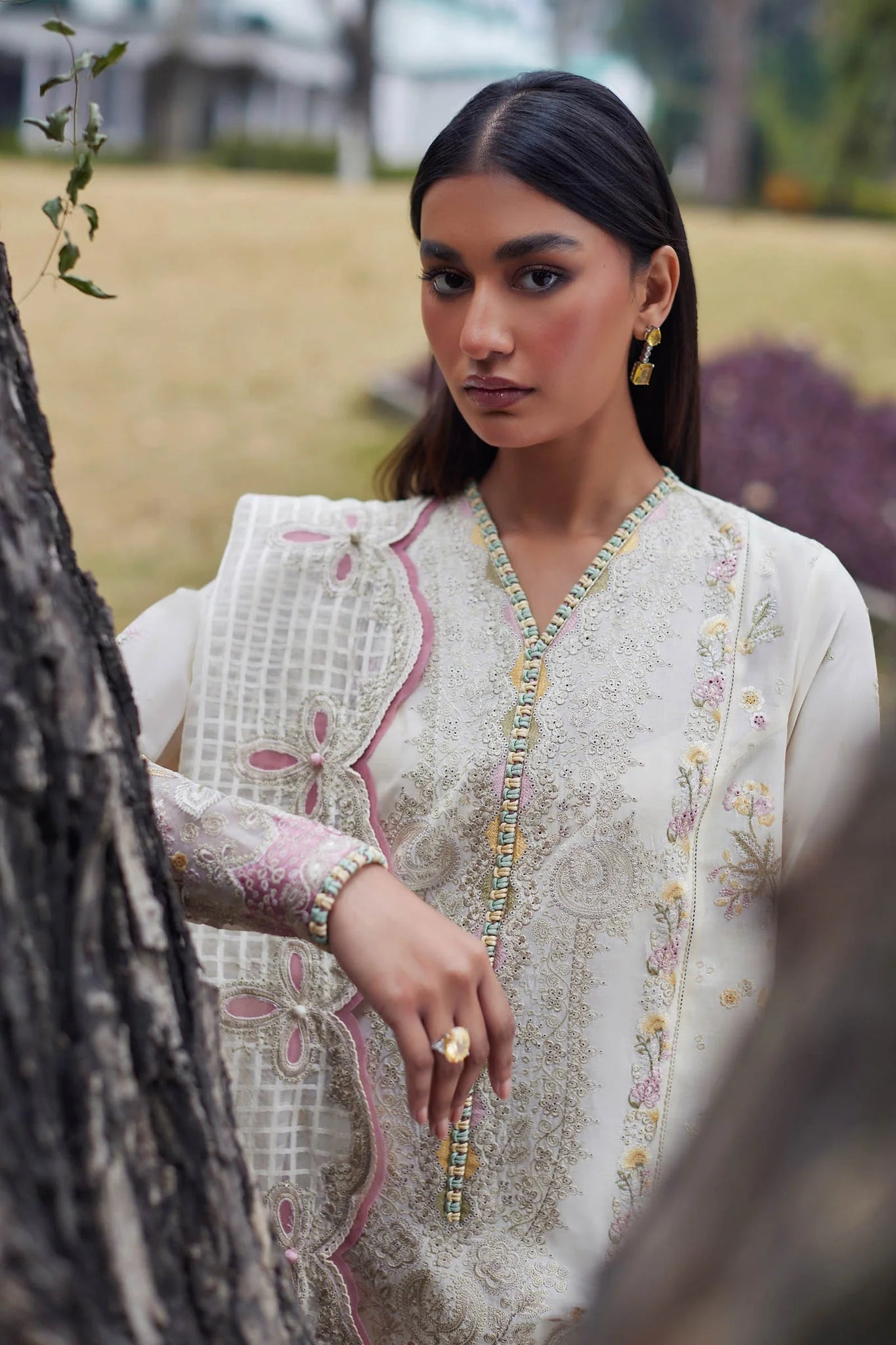 Elan | Lawn’24 | NEZIHA (EL24-05 A)