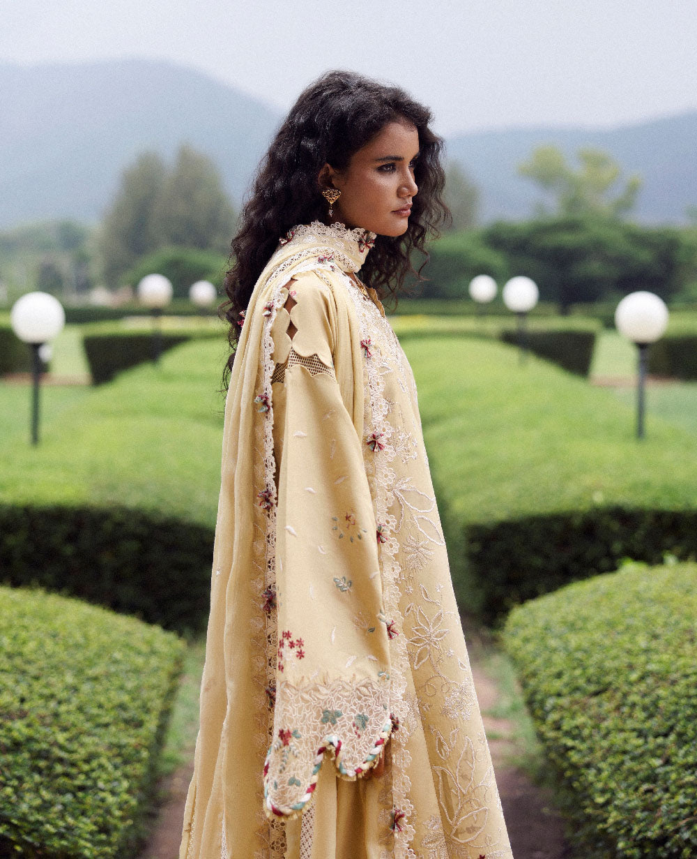 Republic Womenswear | Lilas Lawn 26 | Elaris