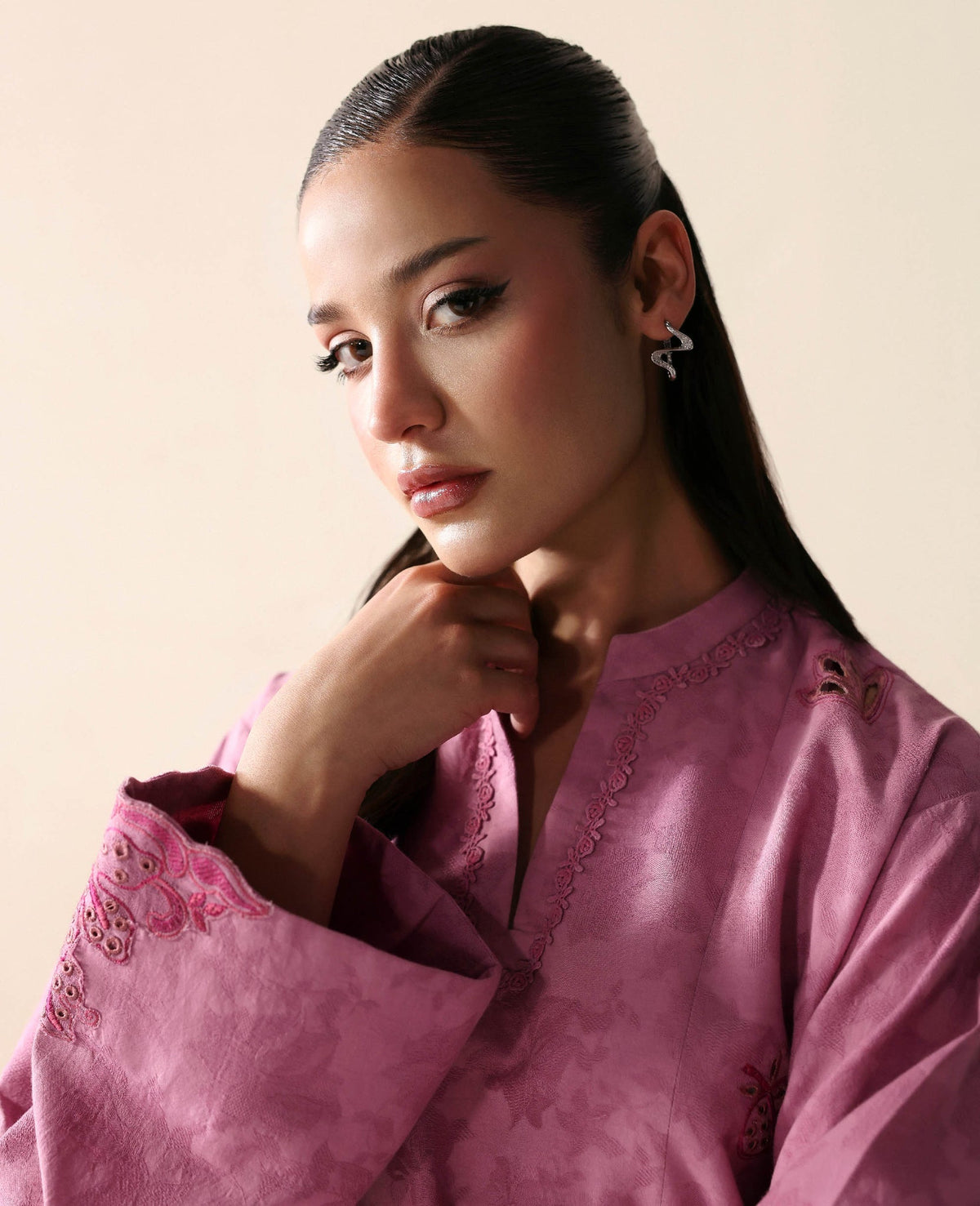 Republic Womenswear | Basics Winter 25 | Élora