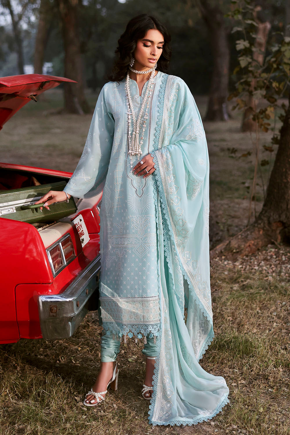 Gul Ahmed | Luxury Lawn 26 | KD-62001