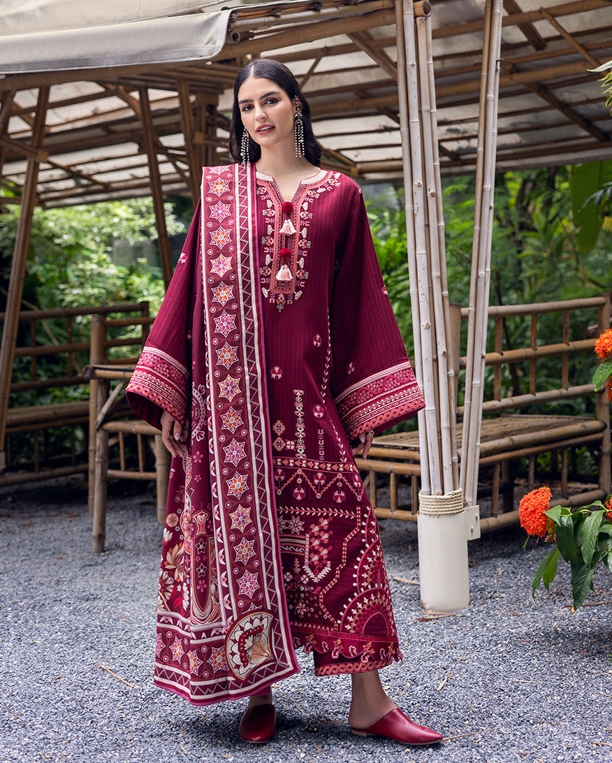 Mushq | Hemline Karandi | Emerald Glimmer