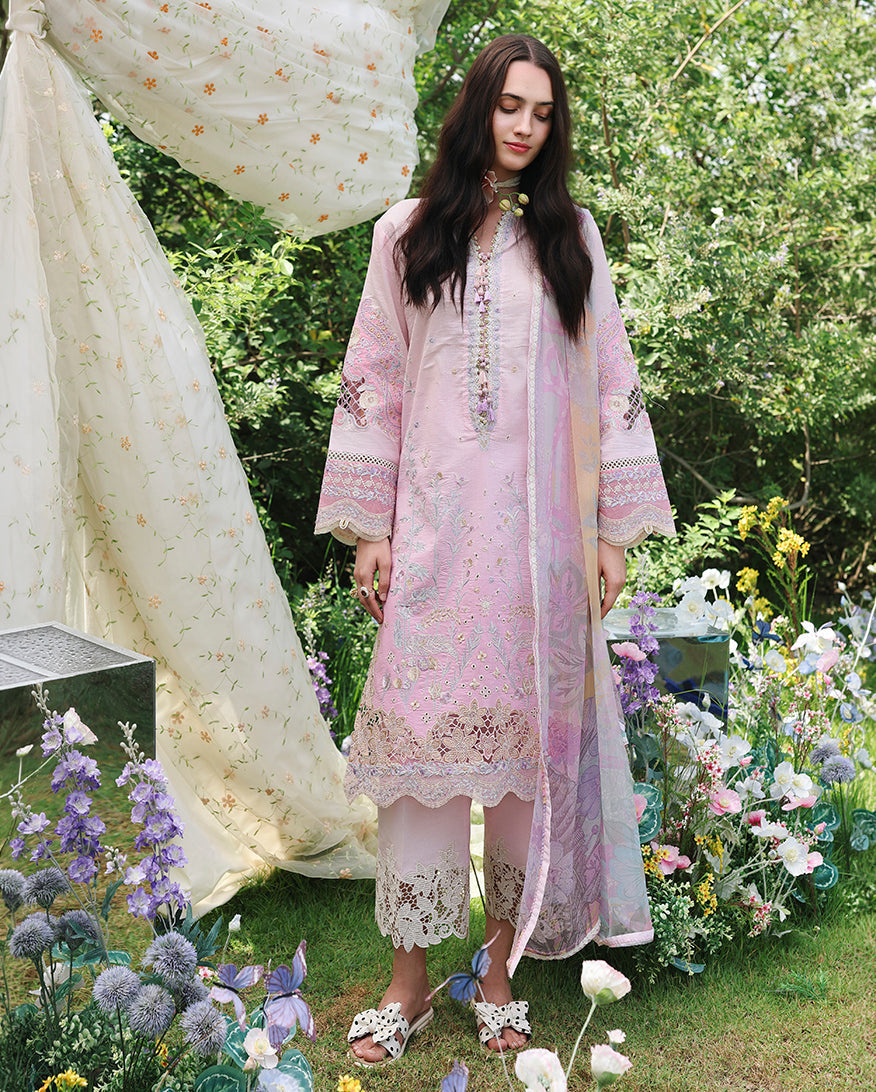 Mushq | The Secret Garden Lawn | Enchanted Vine