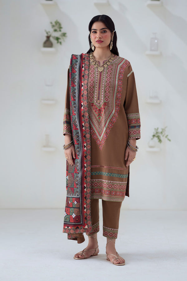 Maryum N Maria | Noore Winters 25 | 3 Piece Embroidered Khaddar GHUNCHA - FSU5674