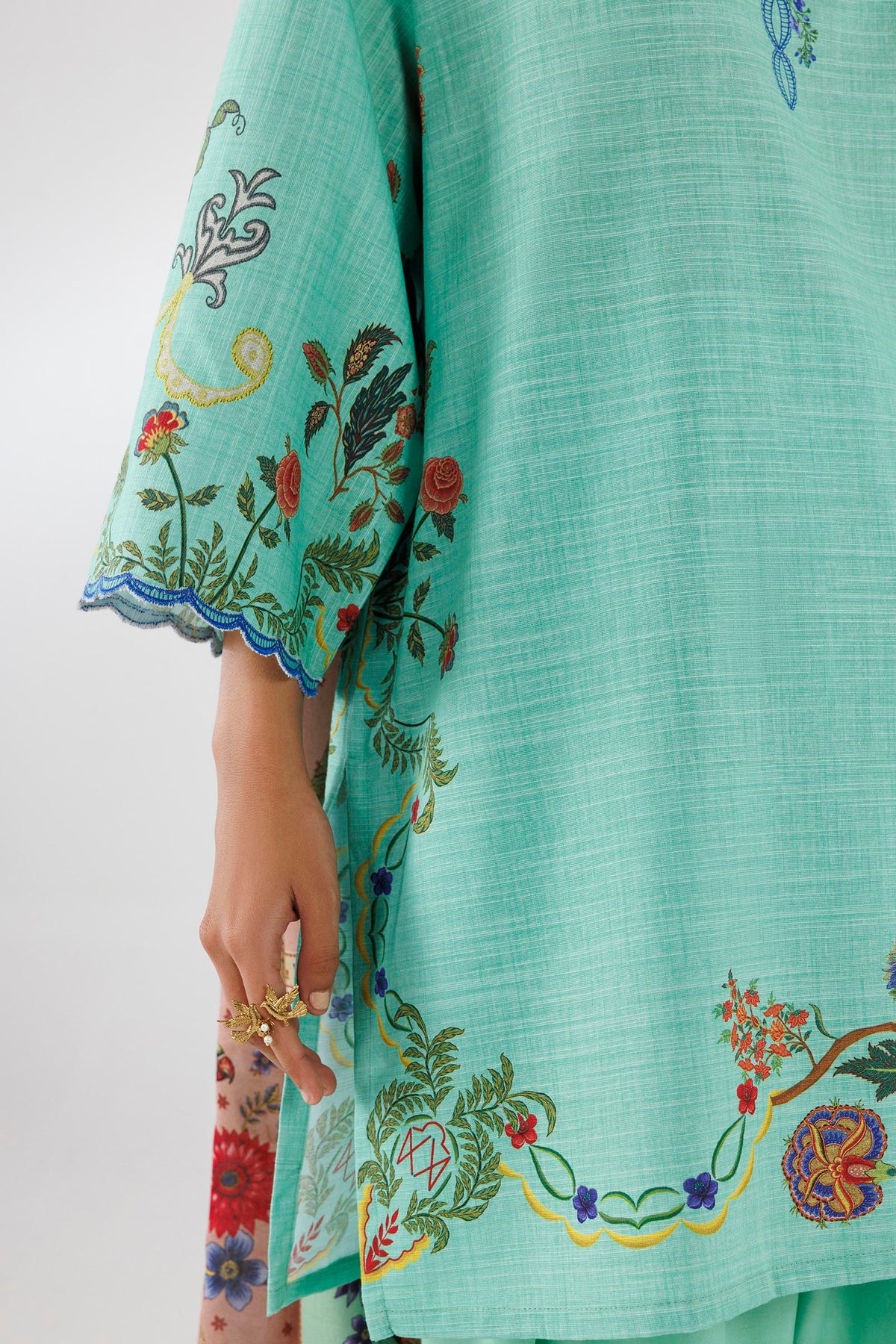 Sana Safinaz | Luxury Pret | Muzlin Khaddar Suit FW25MUZ004BP3