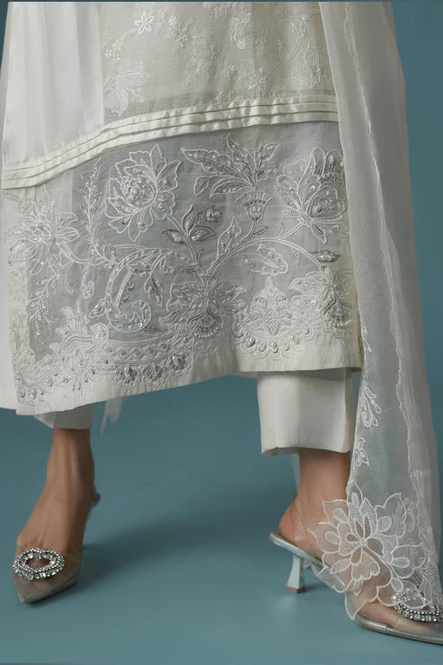Ammara Khan | Flo 25 | Chandni Rani Long Kurta Set (D-11)