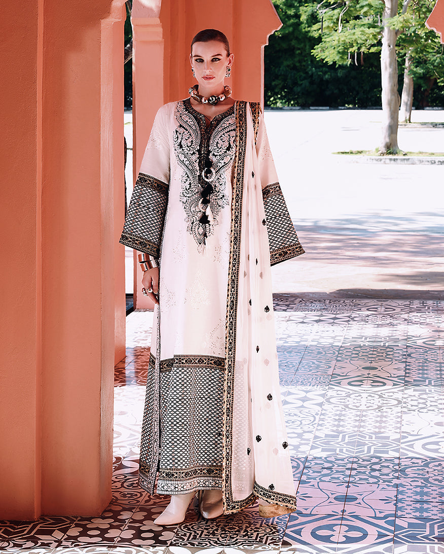 Mushq | Nuvera Raw Silk 26 | Gillian