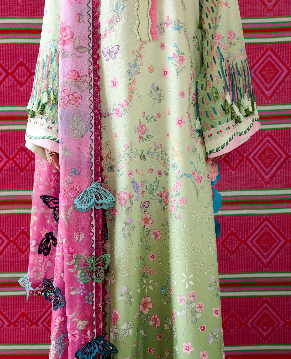 Republic Womenswear | Neoma Summer Prints 26 |Gulnaar