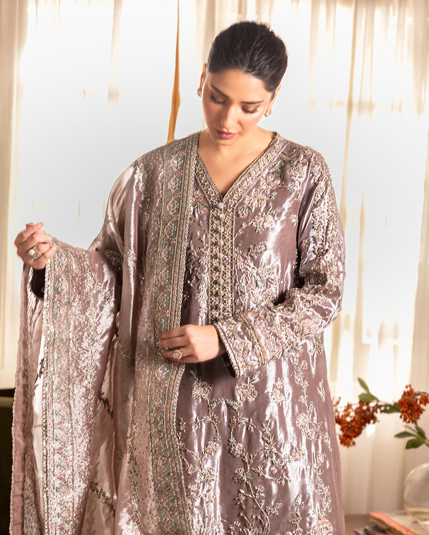 Mushq | Sunehri Lama Silk | Hamna
