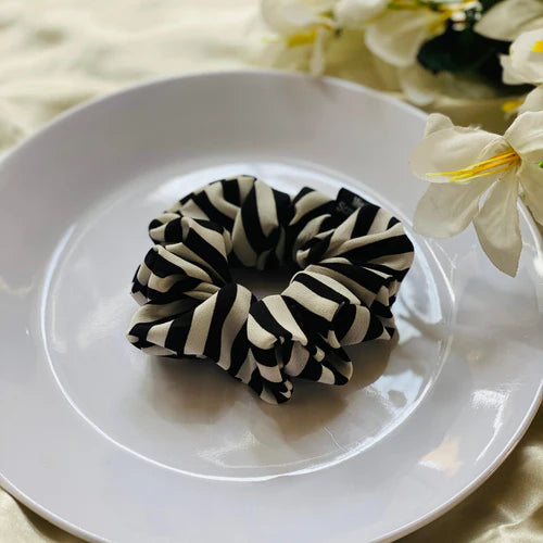 lines - Printed Scrunchie - 1 piece - Miss Scrunchie