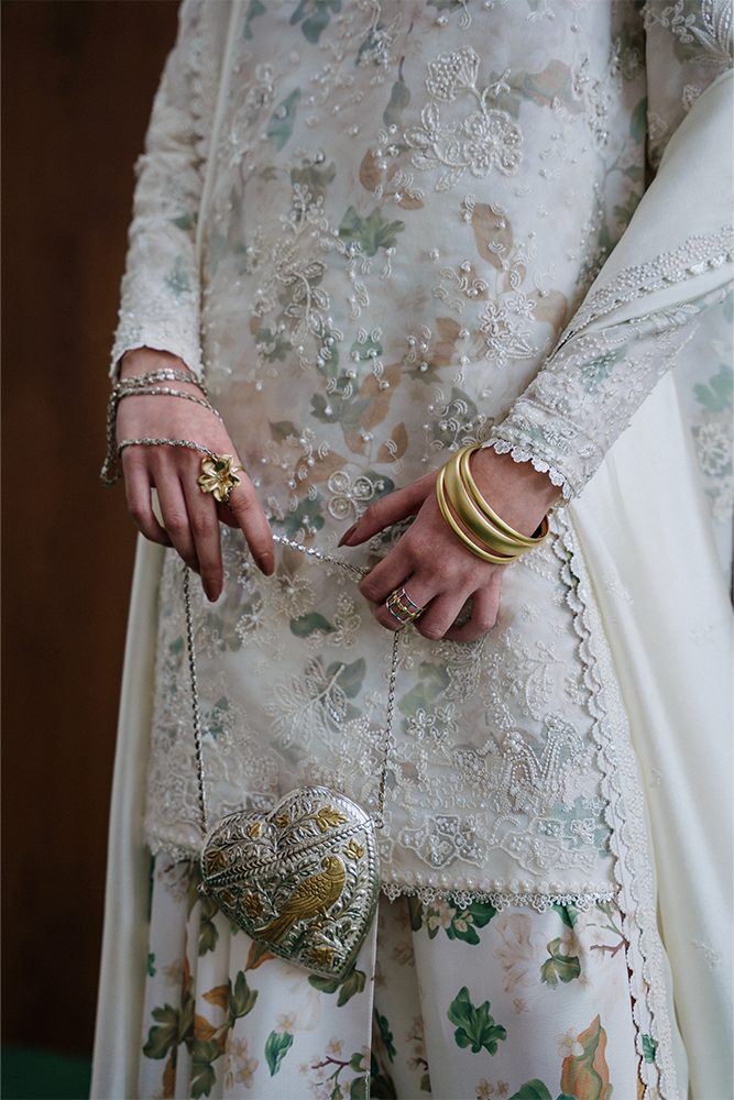 Suffuse | Silk Pret | FARIDA