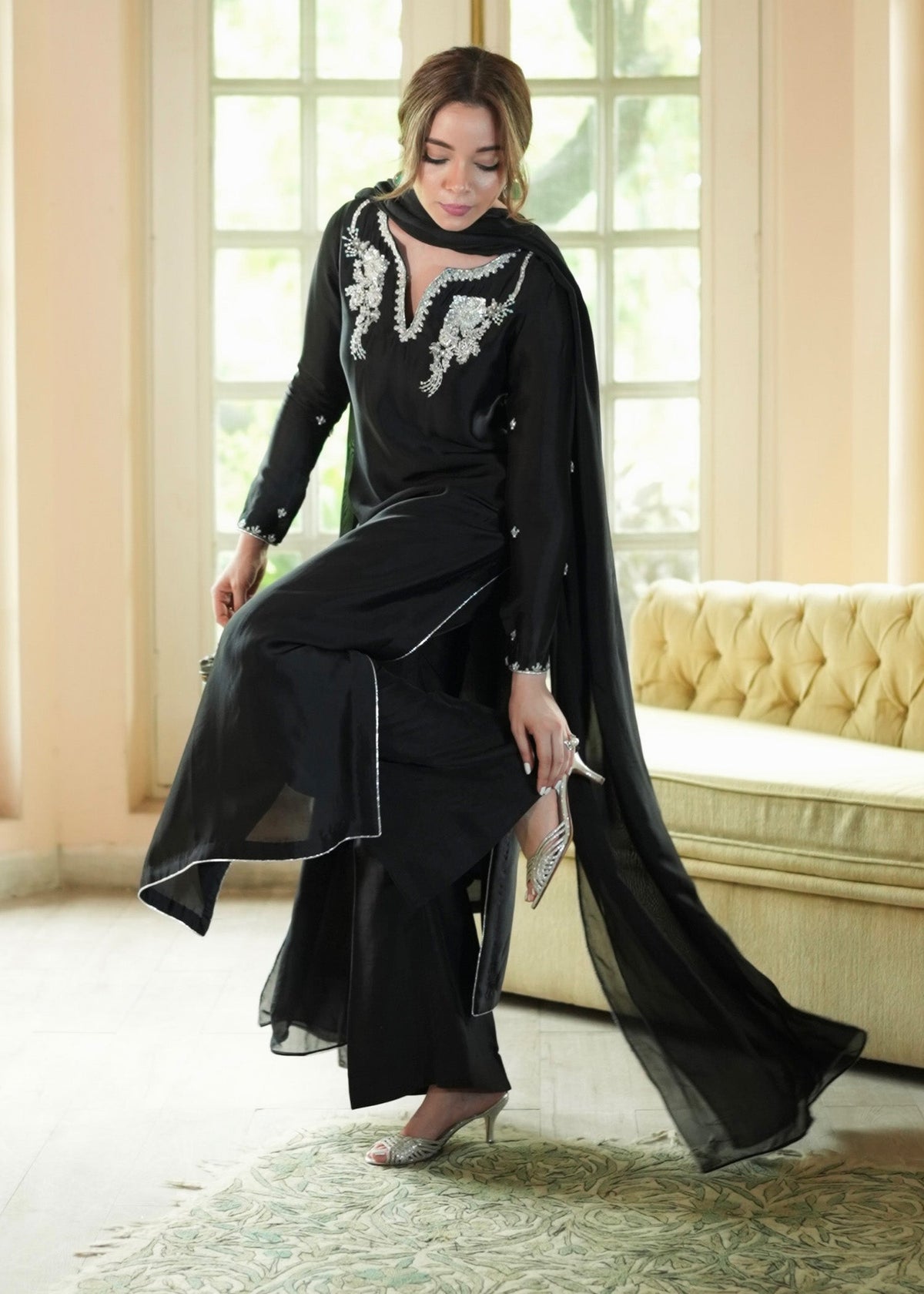Mahum Asad | The Color Edit | NOIRÉ