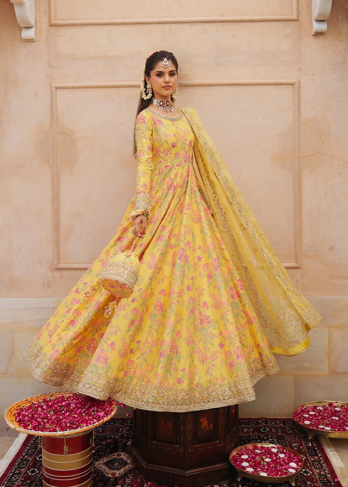 Kanwal Malik | Saheli Luxury Pret 24 | Hoorain
