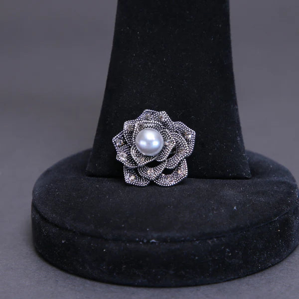 Zaywer|Pastel Grey Pearl Silver Coating Scarf Pin 458 - Zaywer