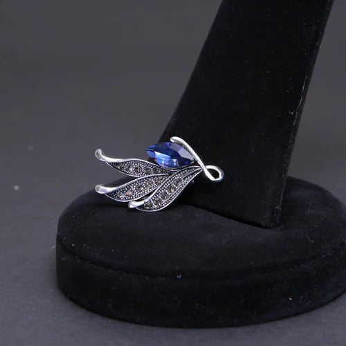 Zaywer| Blue Stone Three leaf Silver Coating Scarf Pin 493 - Zaywer