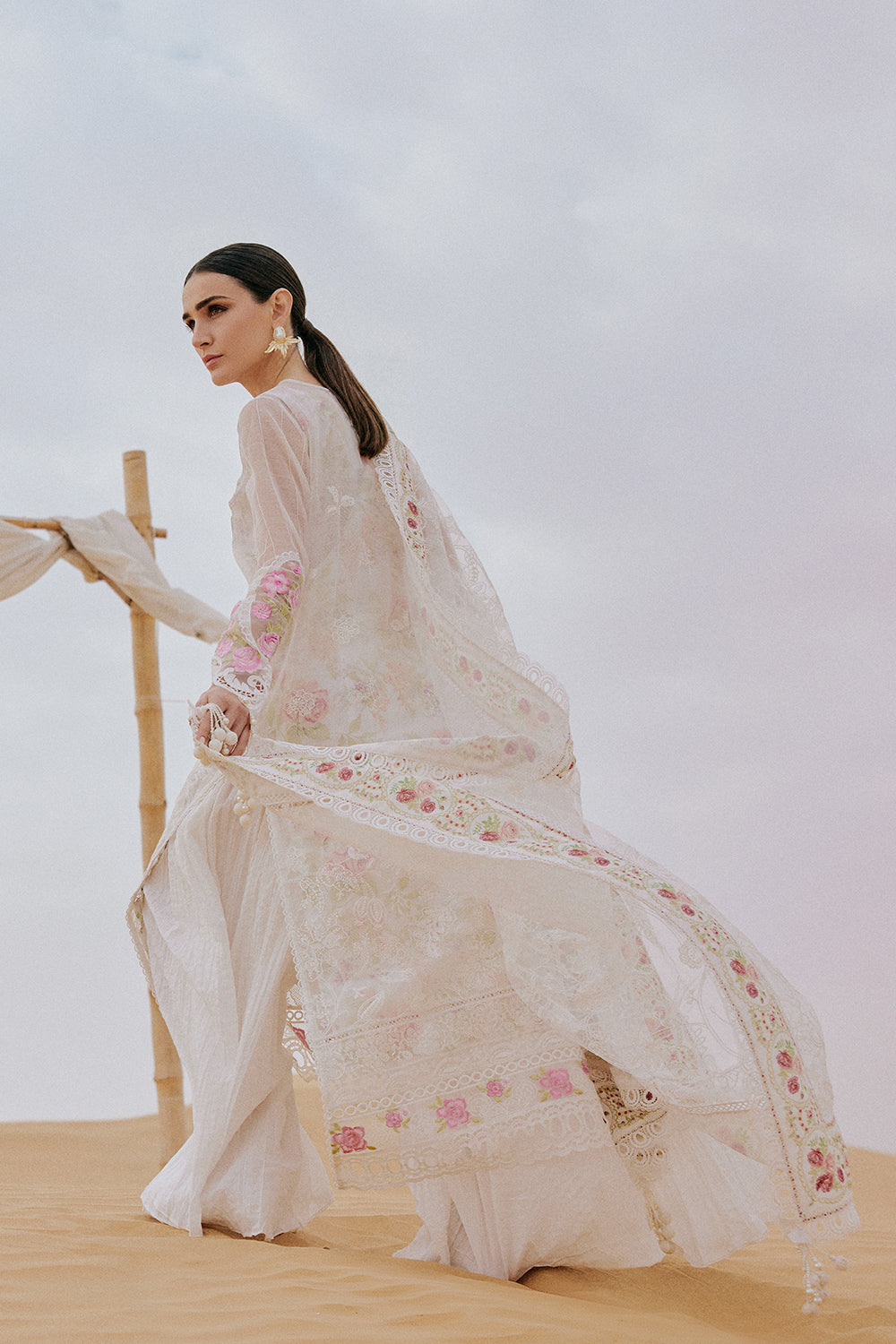 Saira Rizwan | Luxury Lawn 26 | IZEL-SRL26-09