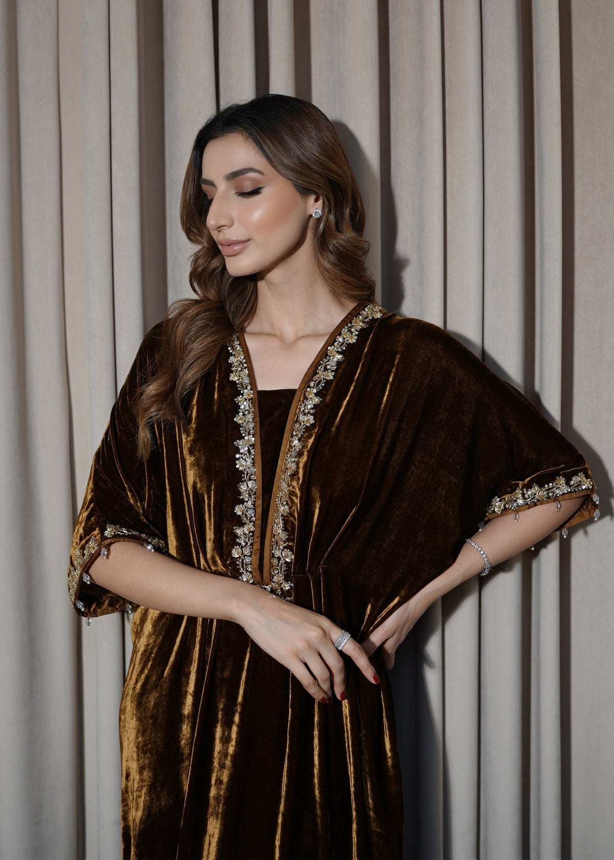 Mahum Asad | Voila Velvets | Topaz