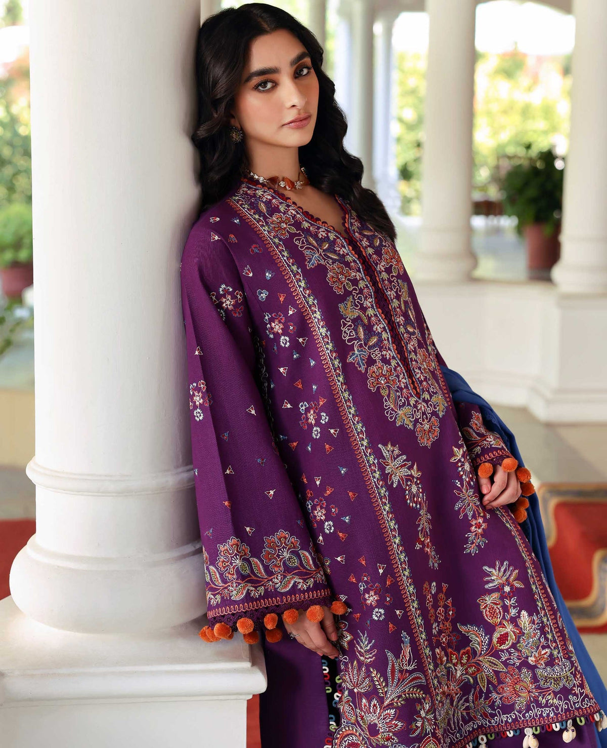 Republic Womenswear | Amaris Luxury Shawl 25 | Kaia