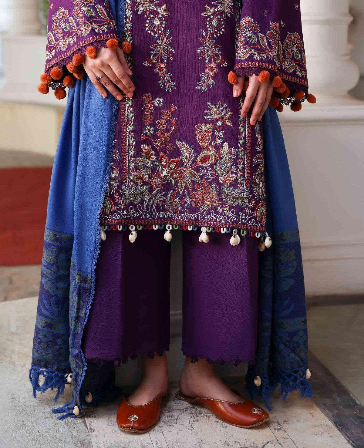 Republic Womenswear | Amaris Luxury Shawl 25 | Kaia