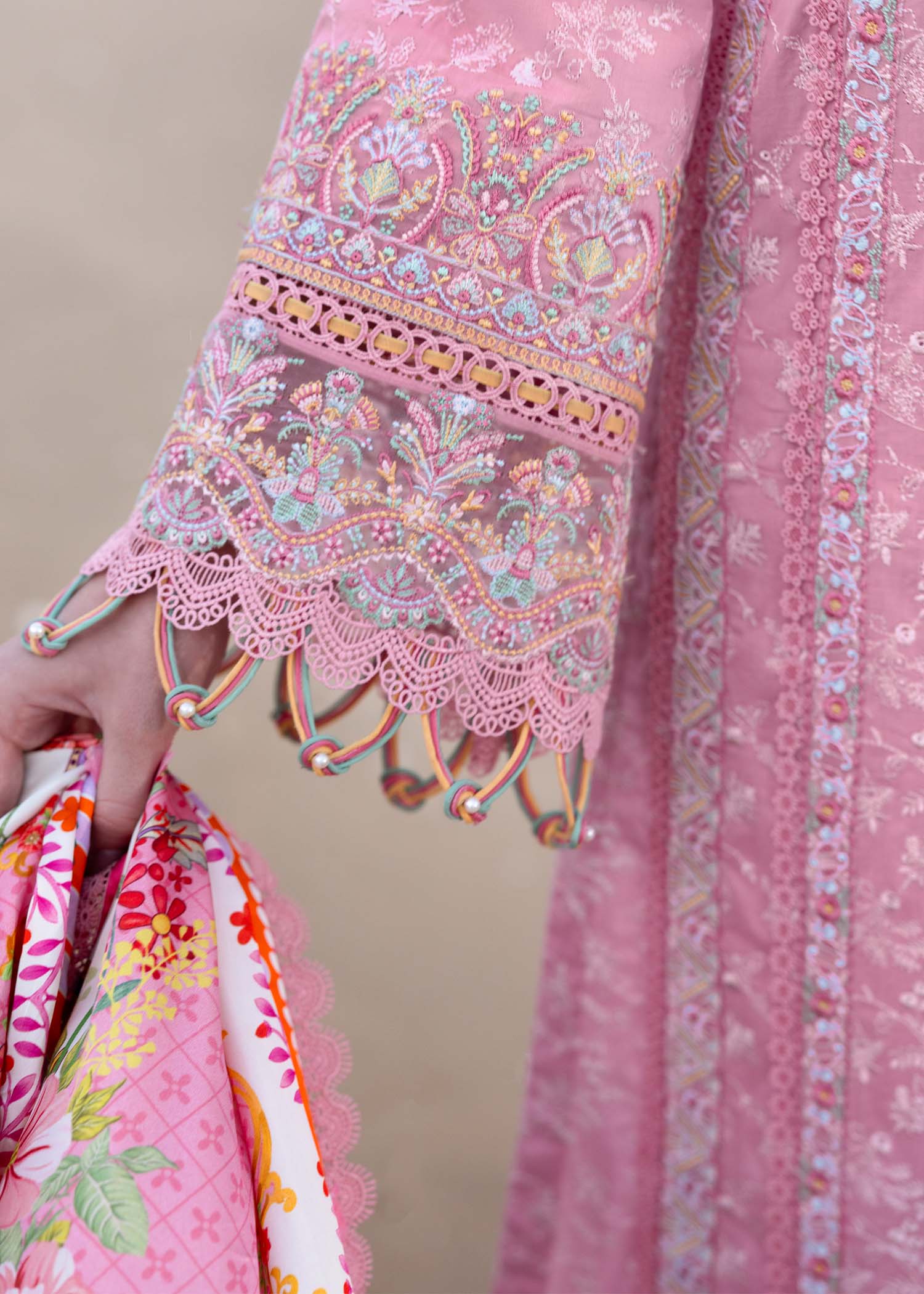 Kanwal Malik | Elysia Luxury Lawn 25 | Ariana