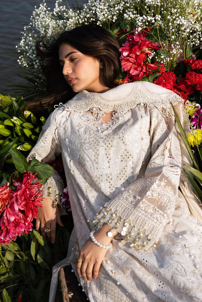 Sana Safinaz | Luxury Lawn 26 | S-01