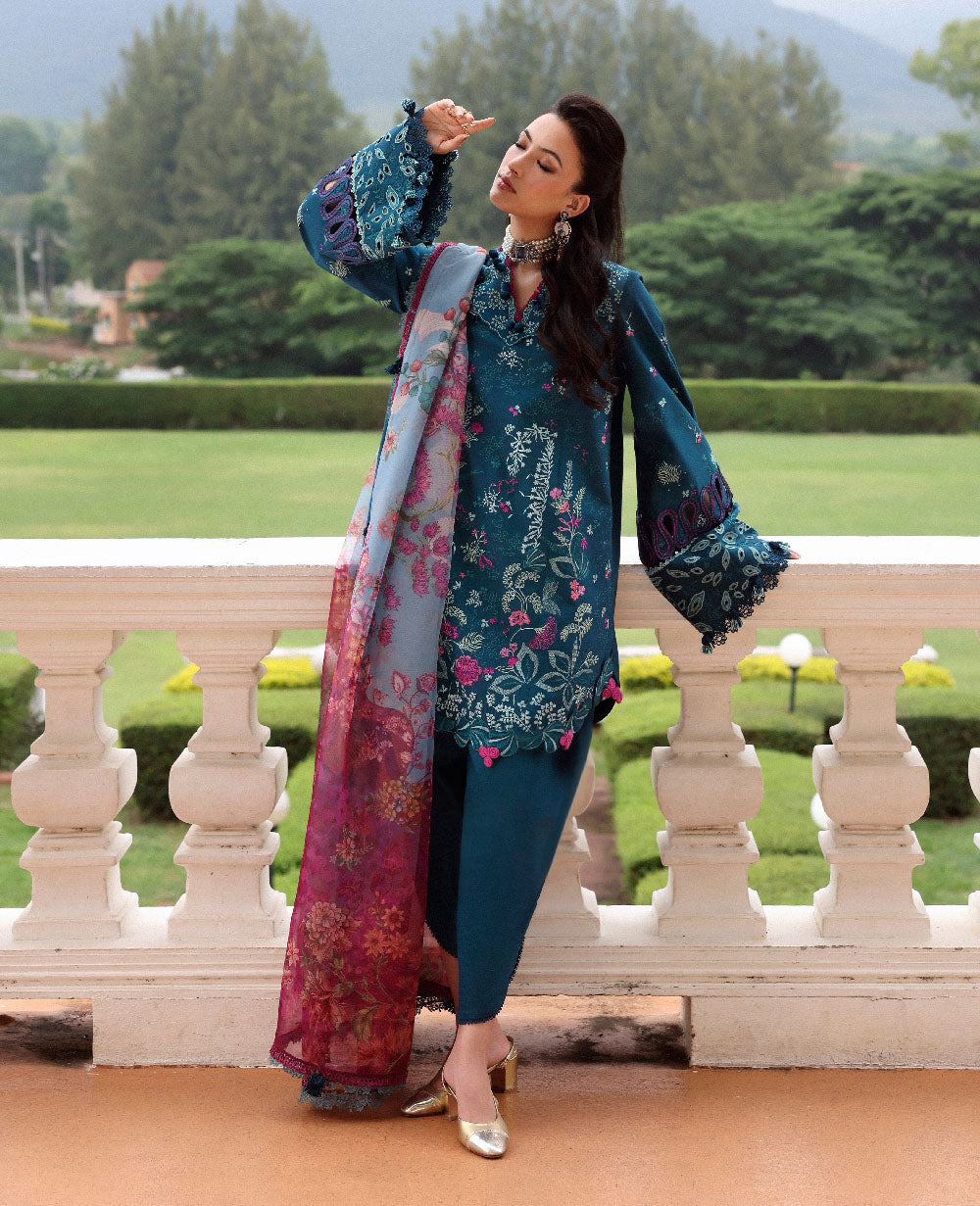 Republic Womenswear | Lilas Lawn 26 | Liore
