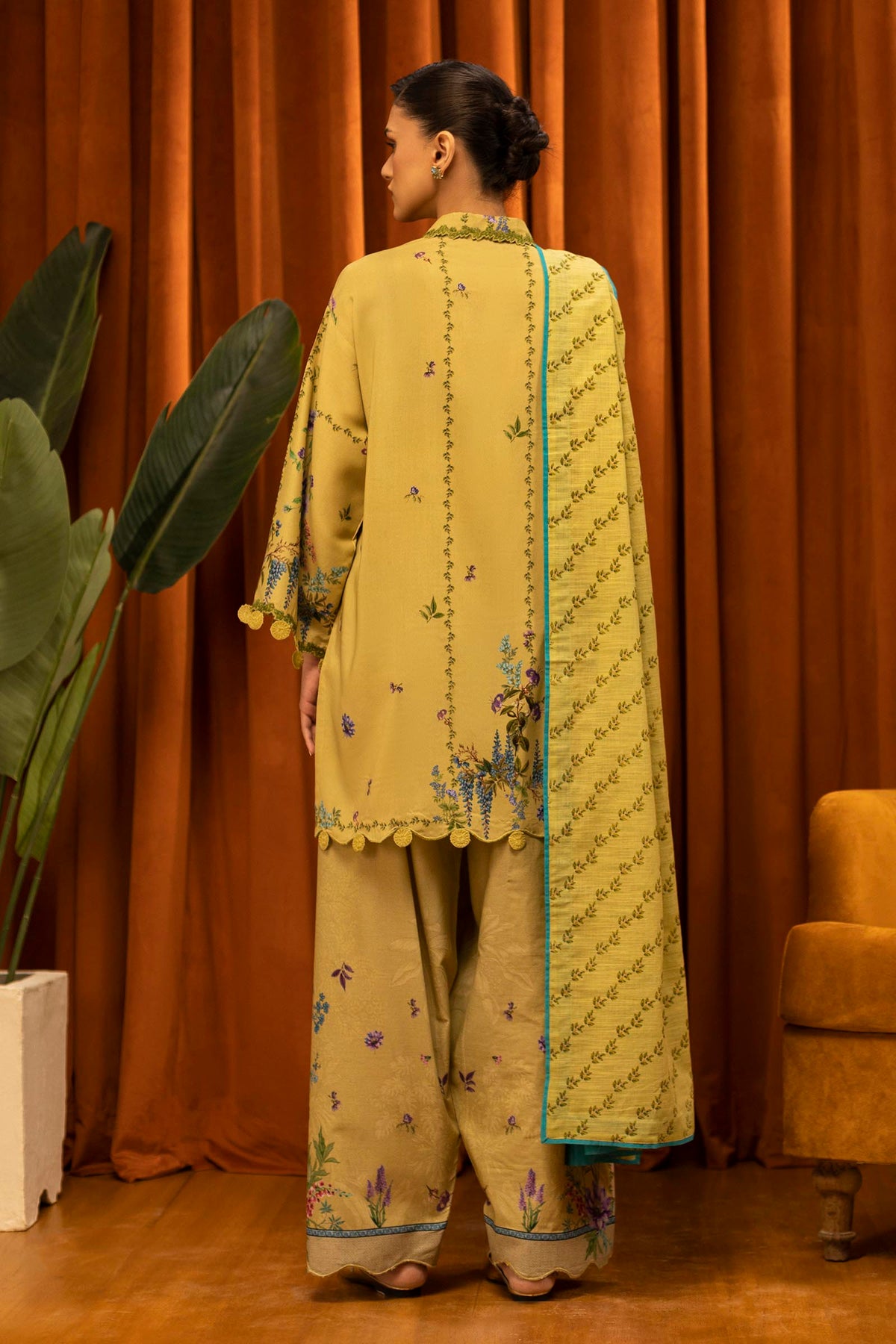 Sana Safinaz | Muzlin Winter 25 | 013A