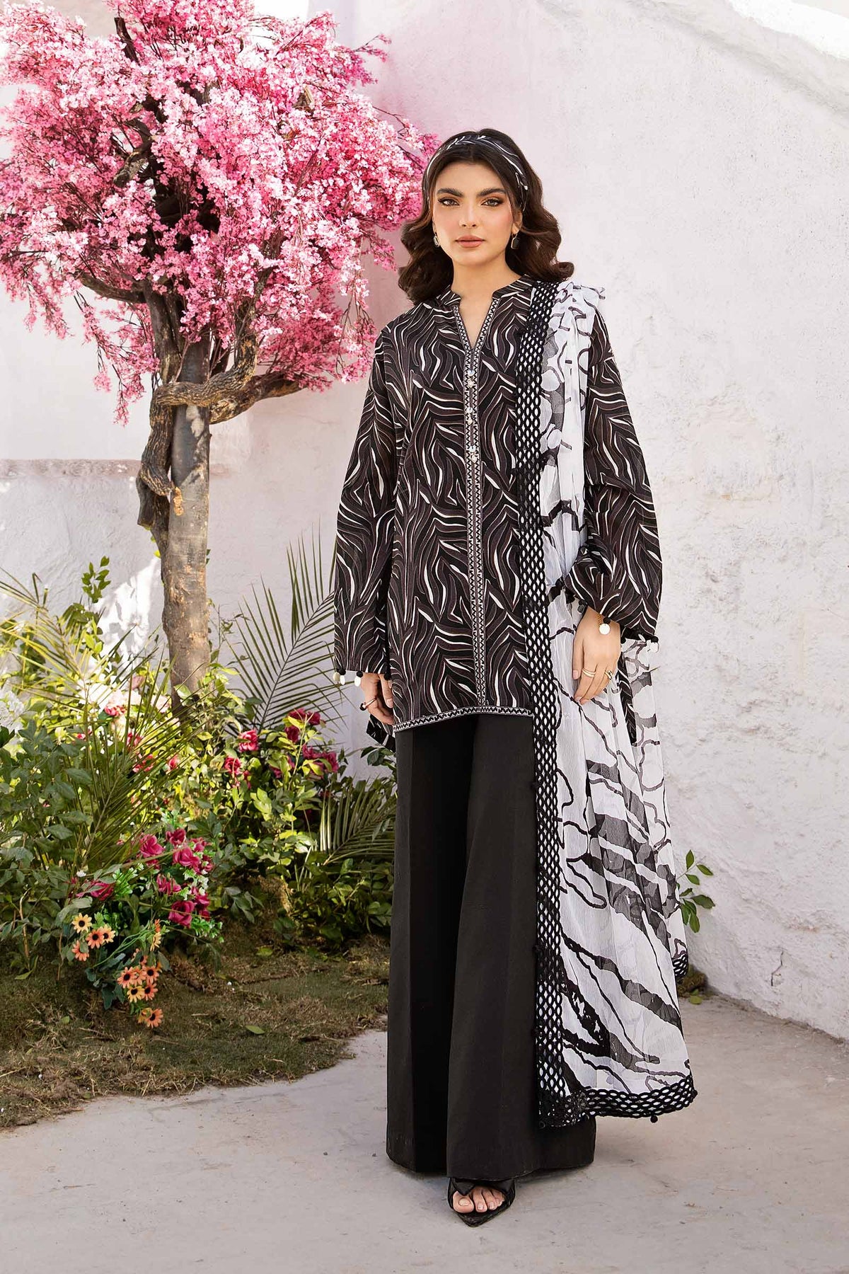 Maria B | M Basic Summer Lawn 25 | MB-CUS25-704B