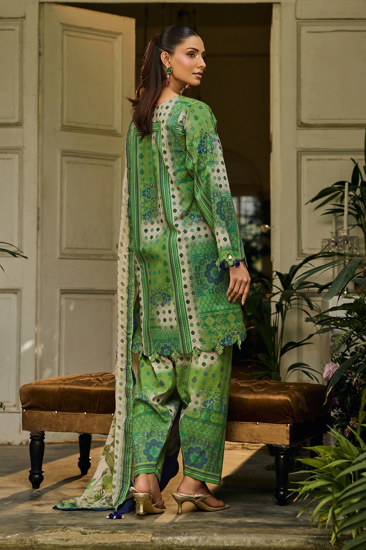 Charizma | C Print Lawn | CP6-17
